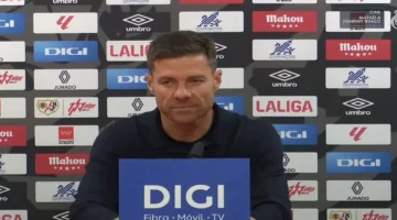 المنافسة على الدوري مستمرة: ألونسو يؤكد إصرار الفريق على الفوز